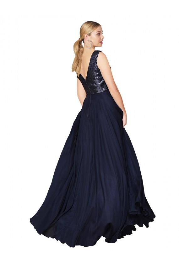 Dunkelmarine A-Linien V-Ausschnitt Chiffon Paillette Lange Brautjungfernkleider / Abiballkleider Fabrik