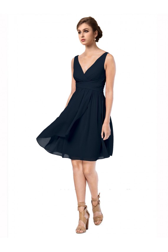 Dunkelmarine A-Linien V-Ausschnitt Knielang Chiffon Kurze Brautjungfernkleider / Cocktailkleider / Heimkehr Kleider Fabrik