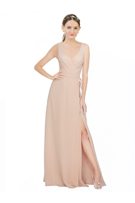 Rosa 114 A-Linien V-Ausschnitt Chiffon Lange Brautjungfernkleider Fabrik