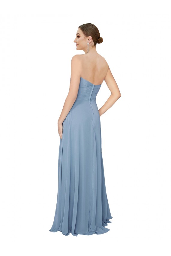 Staubiges Blau A-Linien Trägerlos Chiffon Lange Brautjungfernkleider Fabrik