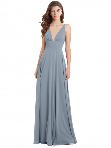 Staubiges Blau A-Linien V-Ausschnitt Chiffon Lange Brautjungfernkleider Fabrik