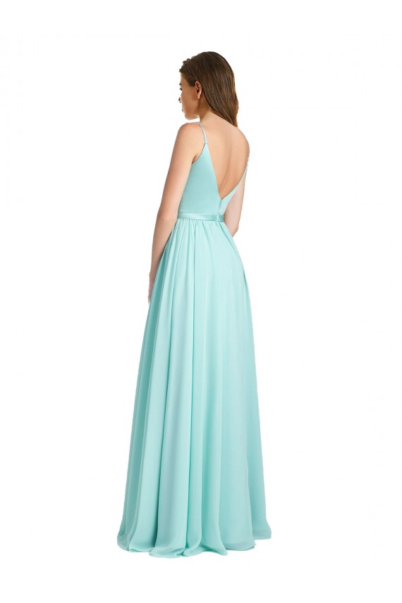 Waterfall A-Linien V-Ausschnitt Chiffon Satin Lange Brautjungfernkleider Fabrik